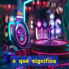 o que significa soprar no ouvido de uma pessoa